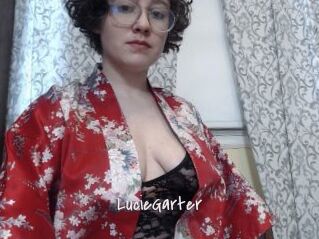 LucieGarter Commando Sexy