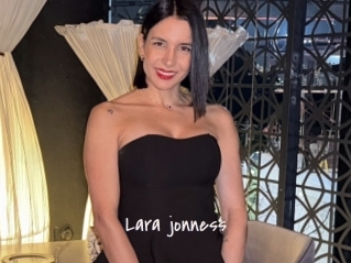Lara_jonness