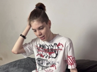 leoreeves Commando Sexy