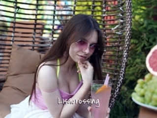 Lisacrossing