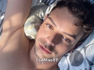 loganwolkk Commando Sexy