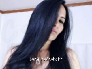 luna_evanshott Commando Sexy