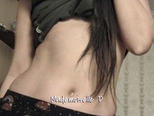 Mademoiselle_D