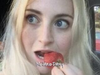 Melanie_Daisy