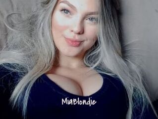 MiaBlondie