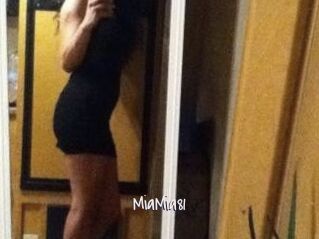 MiaMia81 Commando Sexy