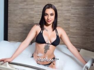 MiaMonet Commando Sexy