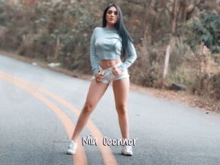 Mia_Oconnor