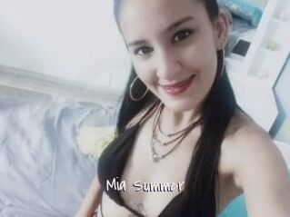 Mia_Summer