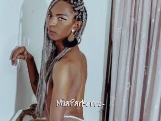 MiiaParkerrz