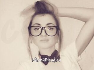 MilenaBlondiee