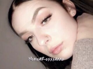 MonicaRoxxxanne Commando Sexy