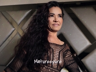 matureepure Commando Sexy