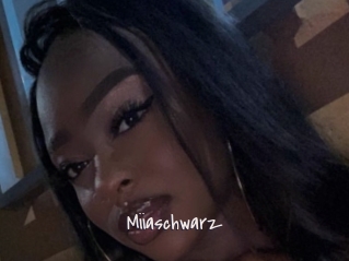 Miiaschwarz