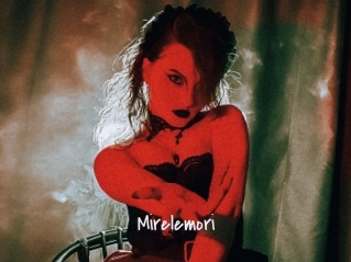 mirelemori Commando Sexy