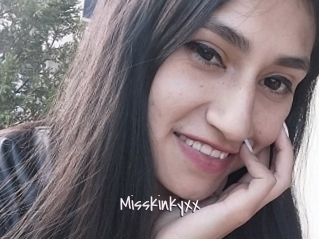 Misskinkyxx