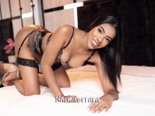 naomiferrara Commando Sexy