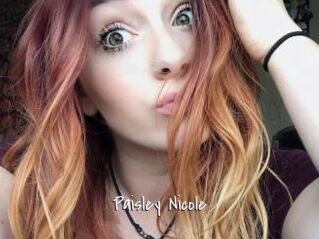 Paisley_Nicole Commando Sexy