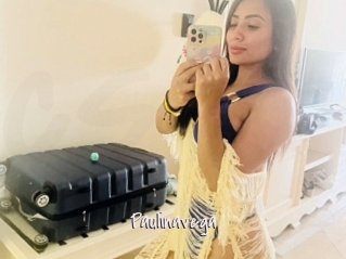paulinavega Commando Sexy