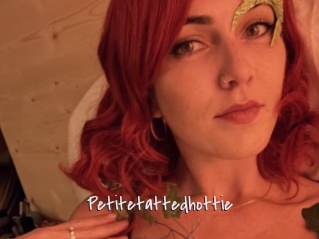 Petitetattedhottie