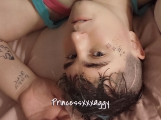 princessxxxaggy Commando Sexy