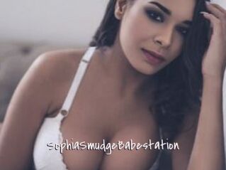 SophiaSmudgeBabestation