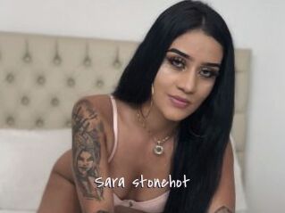Sara_stonehot