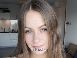 Selenaluv