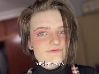 Smokyrosexx