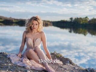 TANNIAxX Commando Sexy