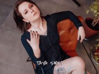 TAYA_SWIFT Commando Sexy