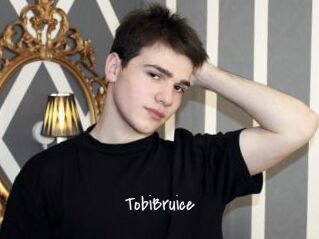TobiBruice Commando Sexy