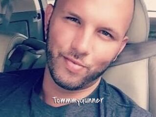 TommmyGunner