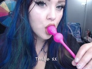 Trouble_XX