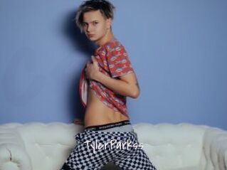TylerParkss Commando Sexy
