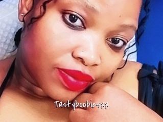 Tastyboobiesxx