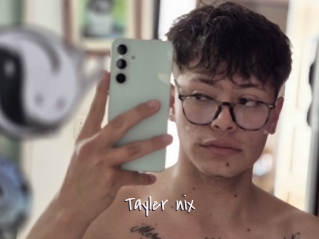 tayler_nix Commando Sexy