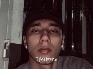 tylerbronw Commando Sexy