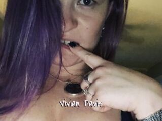 Vivian_Davis