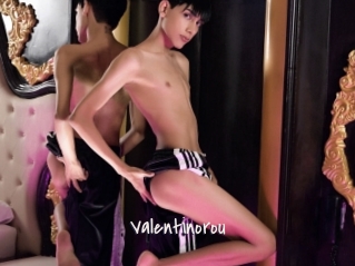 valentinorou Commando Sexy