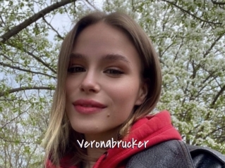 veronabrucker Commando Sexy