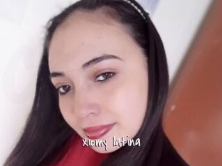 Xiomy_latina