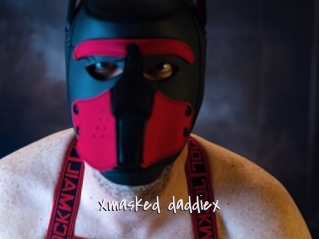 Xmasked_daddiex