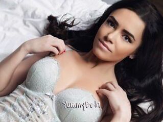 YummyBela Commando Sexy