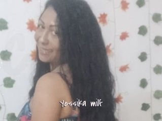 yessika_milf Commando Sexy