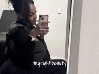 yngtightbeauty Commando Sexy