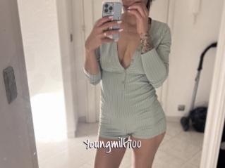 Youngmilf700